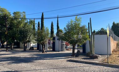 VENTA CASA DE UN PISO EN LA HERRADURA
