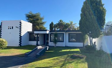 VENTA CASA DE UN PISO EN LA HERRADURA