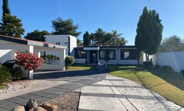 VENTA CASA DE UN PISO EN LA HERRADURA
