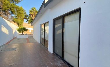 VENTA CASA DE UN PISO EN LA HERRADURA