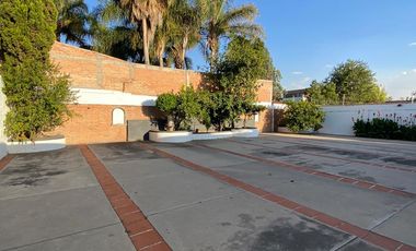 VENTA CASA DE UN PISO EN LA HERRADURA