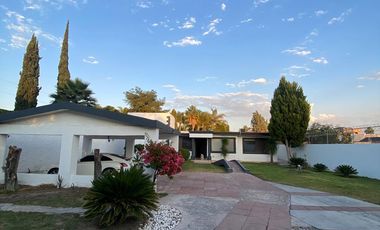 VENTA CASA DE UN PISO EN LA HERRADURA