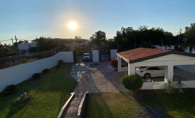 VENTA CASA DE UN PISO EN LA HERRADURA