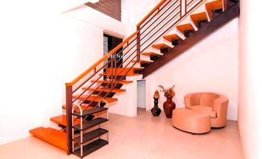 5 Bedrooms House and Lot with infinity pool in Talisay City Cebu