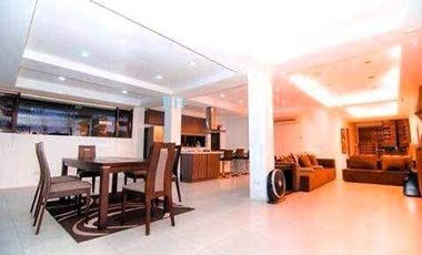 5 Bedrooms House and Lot with infinity pool in Talisay City Cebu
