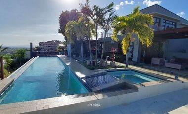 5 Bedrooms House and Lot with infinity pool in Talisay City Cebu