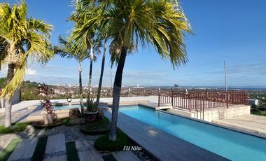 5 Bedrooms House and Lot with infinity pool in Talisay City Cebu