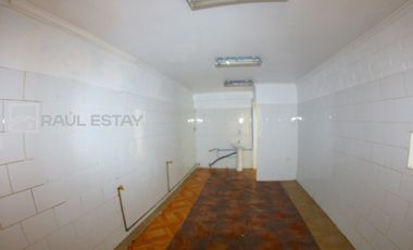 ARRENDAMOS Casa pensada para instituciones o restaurantes en esquina