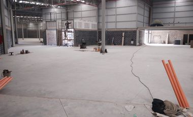 RENTO BODEGAS NUEVAS EN CIUDAD INUST. 1006M2, 1813M2 Y 2121M2 SEPARADAS O JUNTAS.