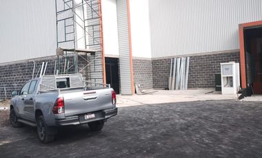 RENTO BODEGAS NUEVAS EN CIUDAD INUST. 1006M2, 1813M2 Y 2121M2 SEPARADAS O JUNTAS.