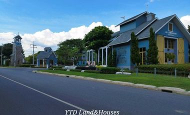 2-story townhouse for sale  in Anya Ratchapruek Nakhon In project. French Country Style design house from Land and House, with furniture, price 6.85 m