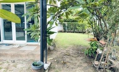 บ้าน ปทุมธานี ลำลูกกา หมู่บ้านศุภาลัยการ์เด้นวิลล์ 53.3 ตรว 3 ห้องนอน 2 ห้องน้ำ 1 ห้องครัว 2 ห้องน้่งเล่น ที่จอดรค 1 คัน มี แอร์ 3 ตัว1