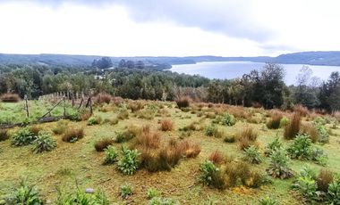 Parcela  con borde Lago Natri de 2,52 há. Sector Miraflores, Chonchi, Chiloé