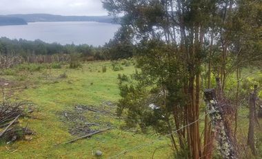 Parcela  con borde Lago Natri de 2,52 há. Sector Miraflores, Chonchi, Chiloé