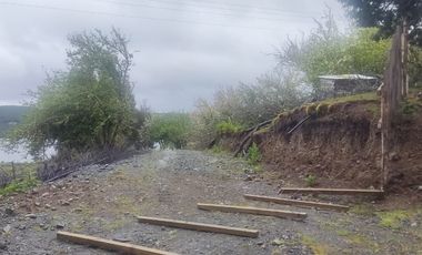 Parcela  con borde Lago Natri de 2,52 há. Sector Miraflores, Chonchi, Chiloé