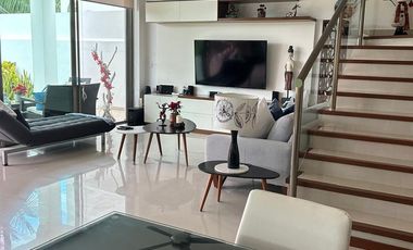 LAGOS DEL SOL HERMOSA CASA AMUEBLADA EN VENTA.