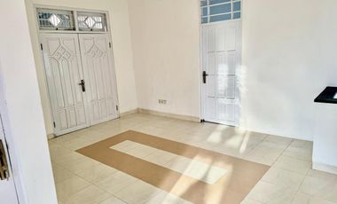 For Sale 2 Storey House like new COMFORTABLE AND QUIET LOCATION. near Jalan Gunung Lempuyang and Gunung Rinjani Monang Maning West Denpasar