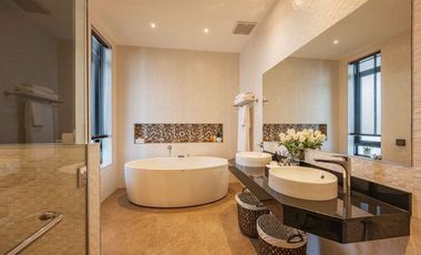 Luxury Pool Villas in World Club Land Village 5 bedrooms Experience luxury, comfort, decorations with different moods and tones. Luxury Pool Villas