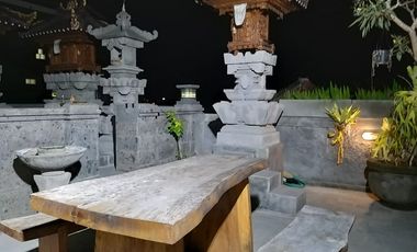 For sale 2-storey house in Tibung Sari Kebo Iwa Utara