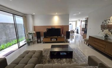 For Sale Luxurious Well-Maintained Fully Furnished House “Vinoti Living” in Elite Housing Denpasar Teras Ayung Housing East Denpasar