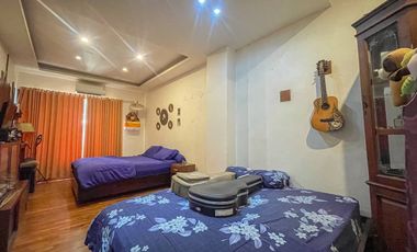 For sale Minimalist 2-Storey House in Gatsu Tengah housing complex Beautiful Modern Design House Very Suitable for Family Residence. Comfortable and b