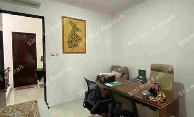 Disewakan rumah bagus nyaman di Cinere Gandul