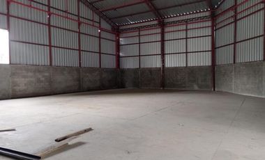 Se vende bodega en km 7 vía a Daule