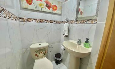 VENDO CASA EN MANGA - 200 MTS2 CONSTRUIDOS