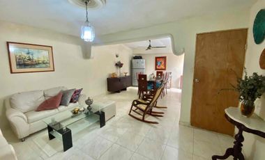 VENDO CASA EN MANGA - 200 MTS2 CONSTRUIDOS