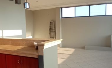 Alquilo departamento en Entre Ríos - segundo piso