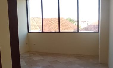 Alquilo departamento en Entre Ríos - segundo piso