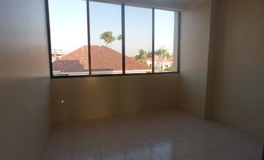 Alquilo departamento en Entre Ríos - segundo piso