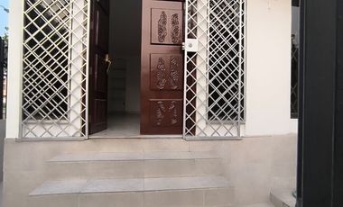 Vendo Casa Esquinera  Cdla. Alborada 6 Etapa