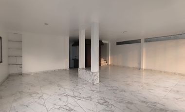 Vendo Casa Esquinera  Cdla. Alborada 6 Etapa