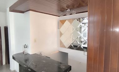 Vendo Casa Esquinera  Cdla. Alborada 6 Etapa