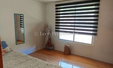 Leon Propiedades vende parcela con casa en Fundo Alhué, Curacaví.