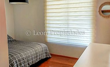 Leon Propiedades vende parcela con casa en Fundo Alhué, Curacaví.