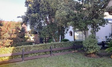 Venta Casa 2 pisos en Villa El Bosque