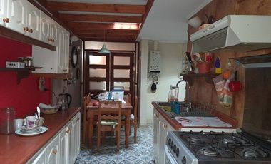 Venta Casa 2 pisos en Villa El Bosque