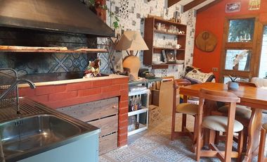 Venta Casa 2 pisos en Villa El Bosque