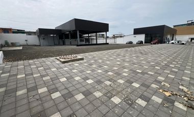 terreno comercial de alquiler en manta av.4nov 3825m2