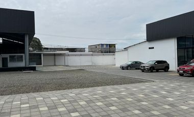 terreno comercial de alquiler en manta av.4nov 3825m2