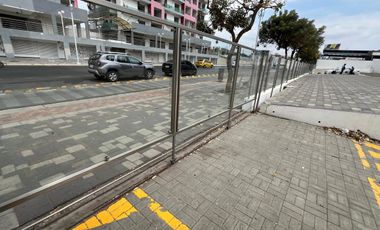 terreno comercial de alquiler en manta av.4nov 3825m2
