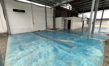 terreno comercial de alquiler en manta av.4nov 3825m2