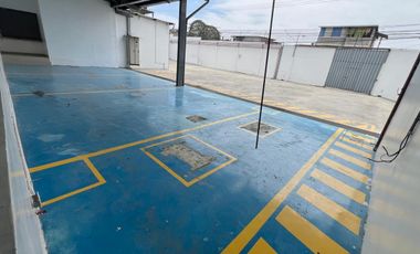 terreno comercial de alquiler en manta av.4nov 3825m2