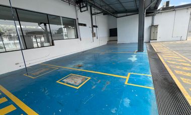 terreno comercial de alquiler en manta av.4nov 3825m2
