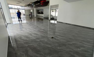 terreno comercial de alquiler en manta av.4nov 3825m2