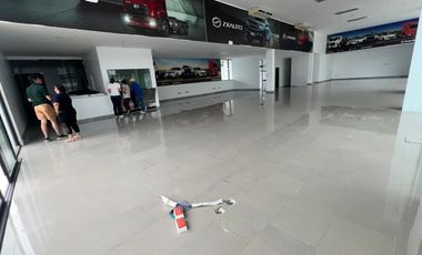 terreno comercial de alquiler en manta av.4nov 3825m2
