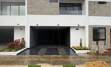 vendo casa en llanogrande