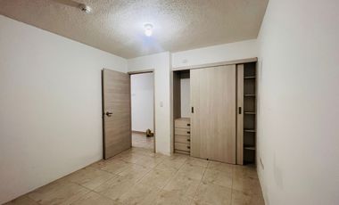 En alquiler departamento de 3 dormitorios en urb.La Joya, etapa Topacio. (TH)